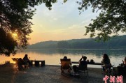东平“移动卧室”重塑旅行方式 “Z世代”爱上车轮上的家